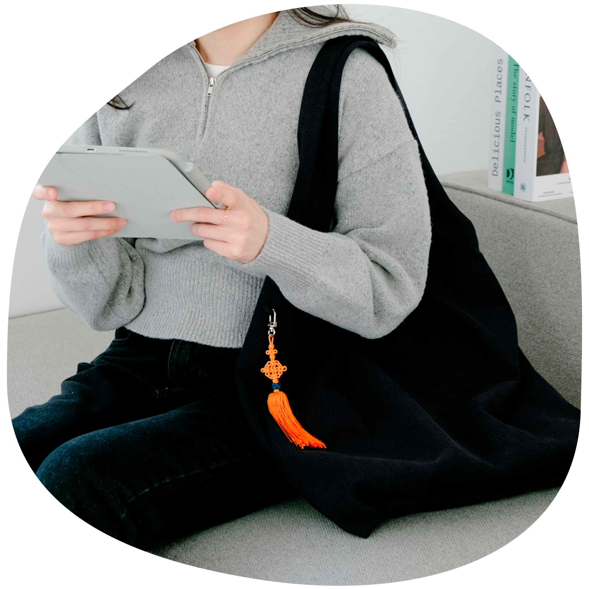Joseon Norigae Nubibag: Embracing Tradition and Elegance